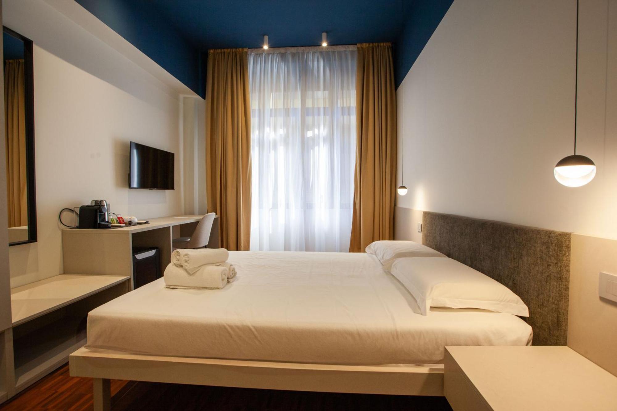 Cvm 19 Hotel Милано Екстериор снимка