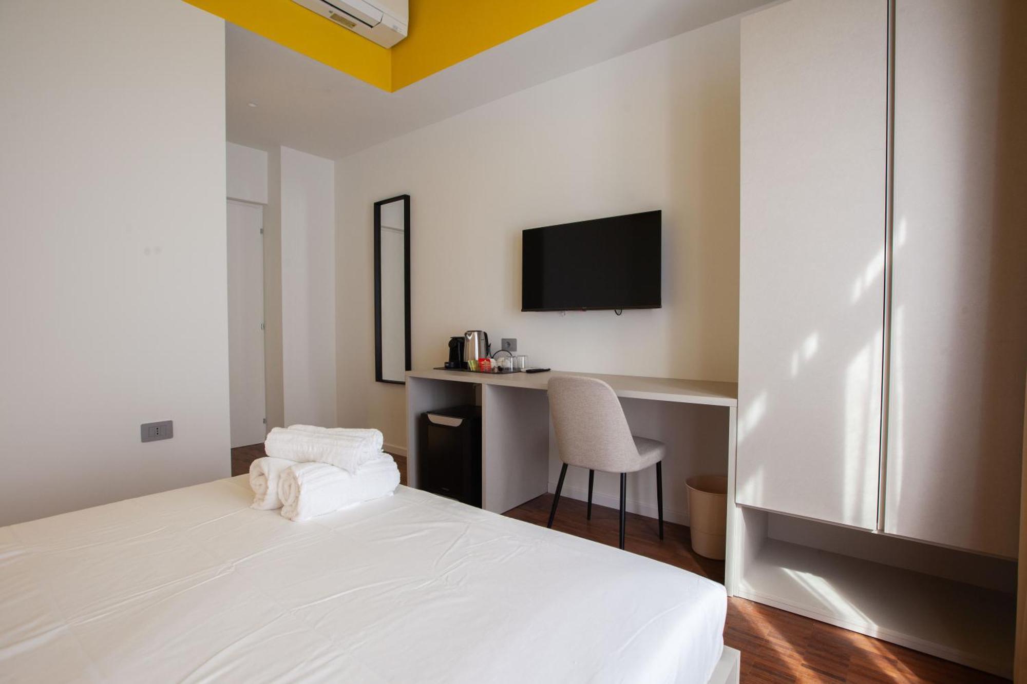 Cvm 19 Hotel Милано Екстериор снимка