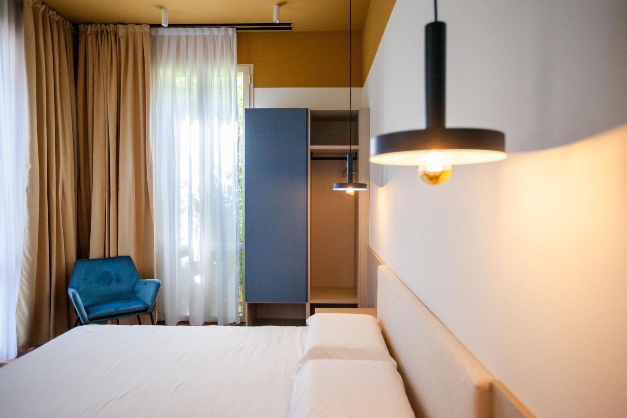 Cvm 19 Hotel Милано Екстериор снимка