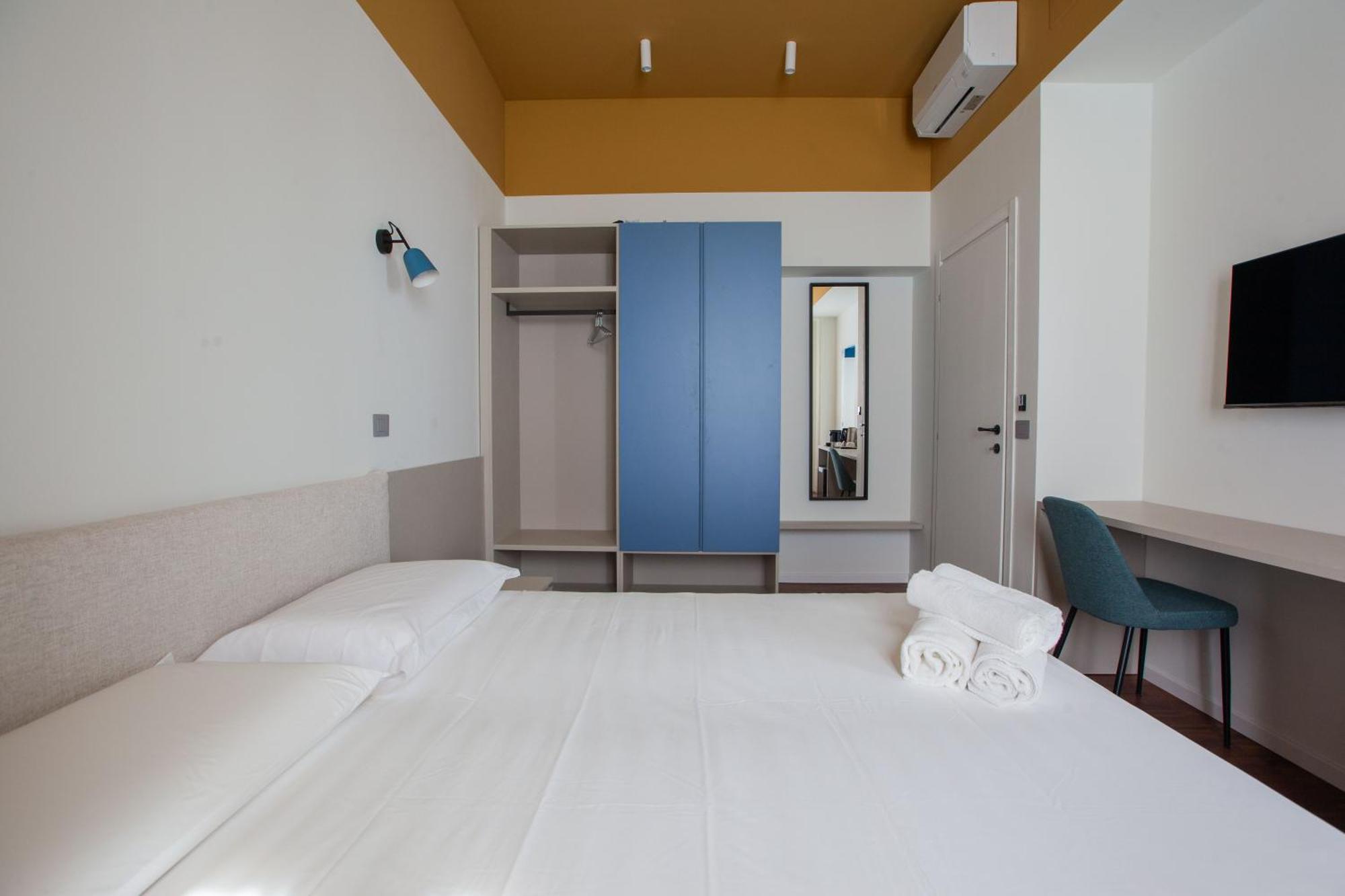 Cvm 19 Hotel Милано Екстериор снимка