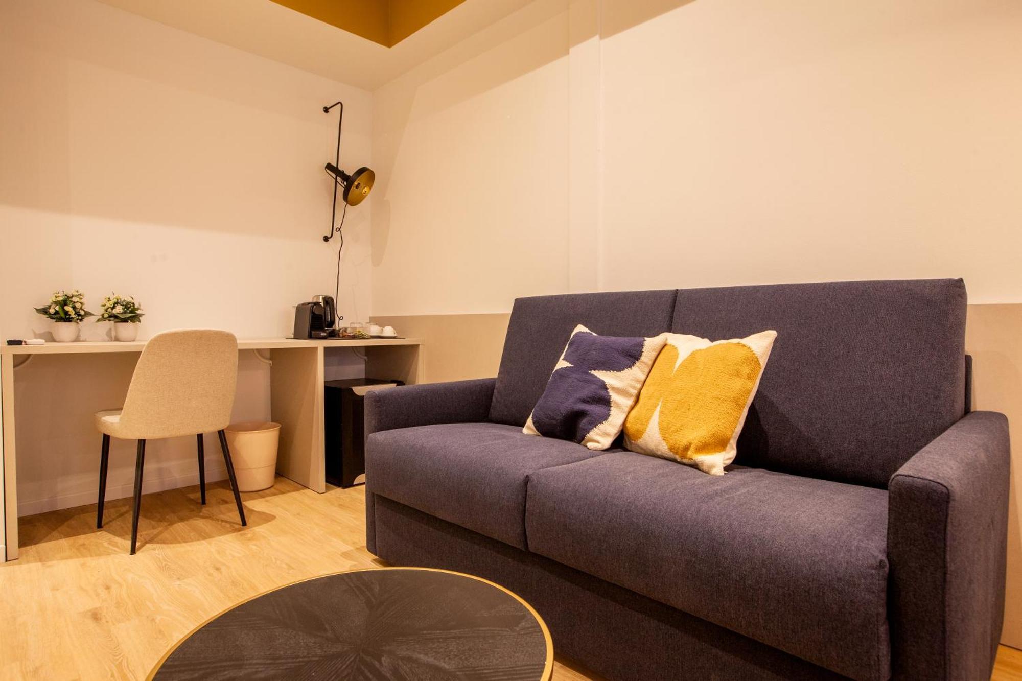 Cvm 19 Hotel Милано Екстериор снимка