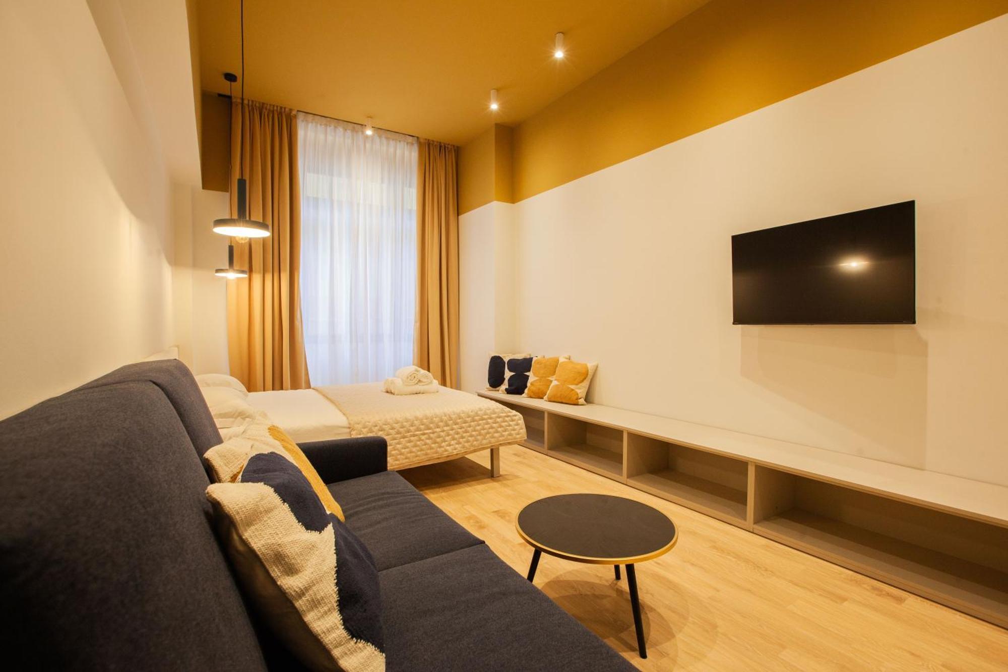 Cvm 19 Hotel Милано Екстериор снимка